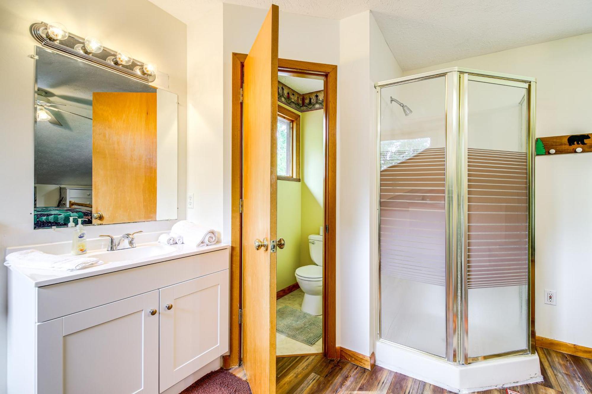 Pet-Friendly Sevierville Rental With Private Hot Tub Kültér fotó